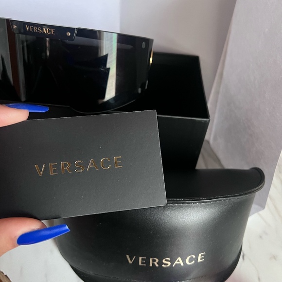 Versace Oversized Sunglasses with Interchangeable Lenses + Original Packaging - Picture 7 of 10